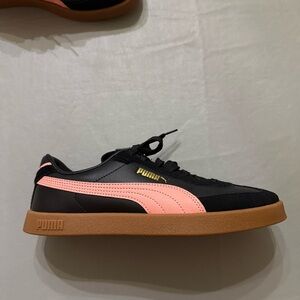 Puma Black & Pink Retro Gum Sole Sneaker